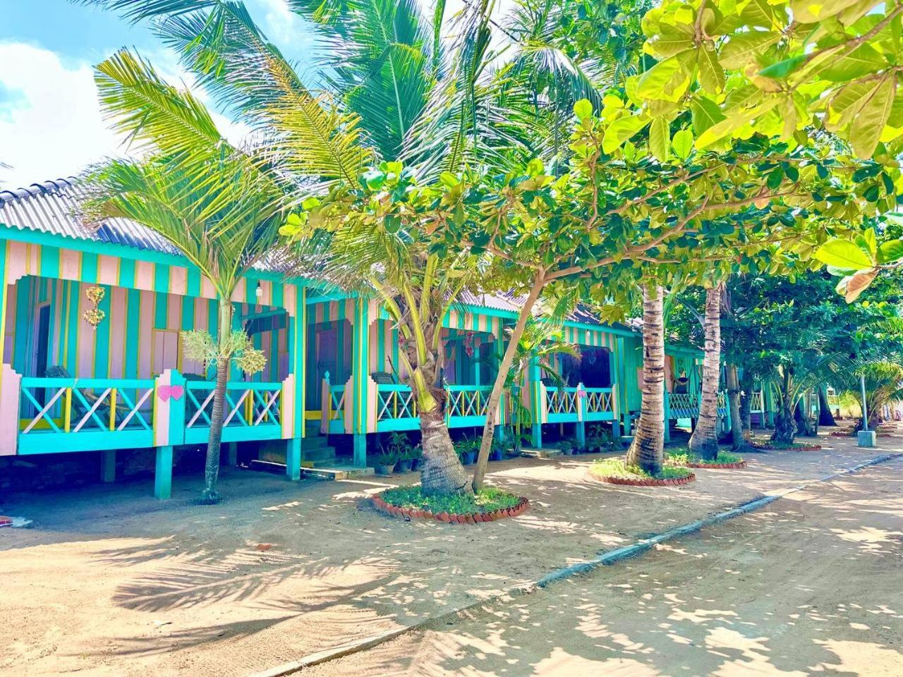 Simone Rabbit Island Hotel Kep Exterior photo
